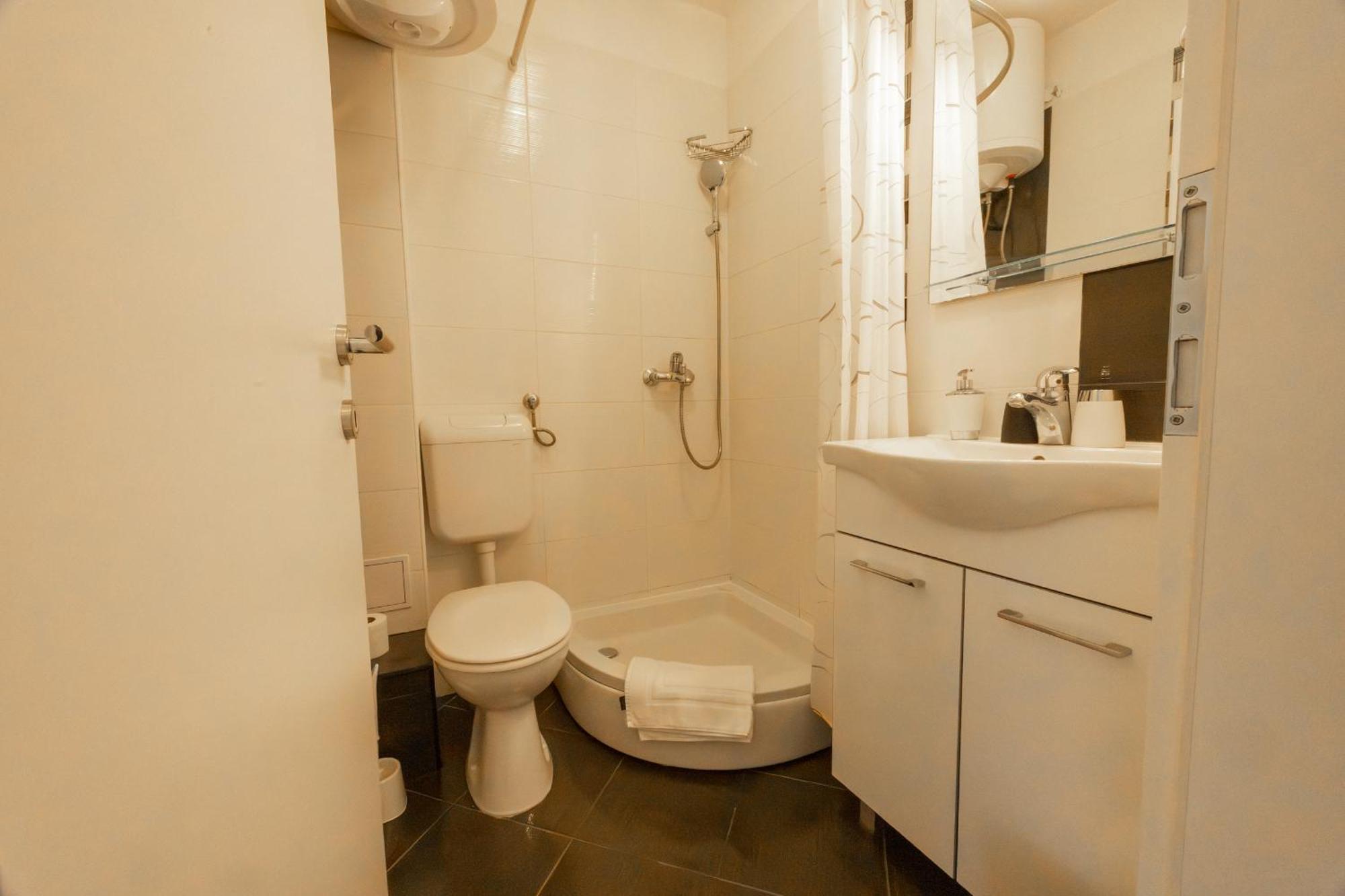 Apartments Krzanic بودغورا المظهر الخارجي الصورة